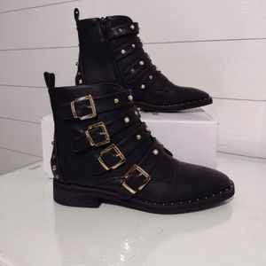 NEW with box booties!